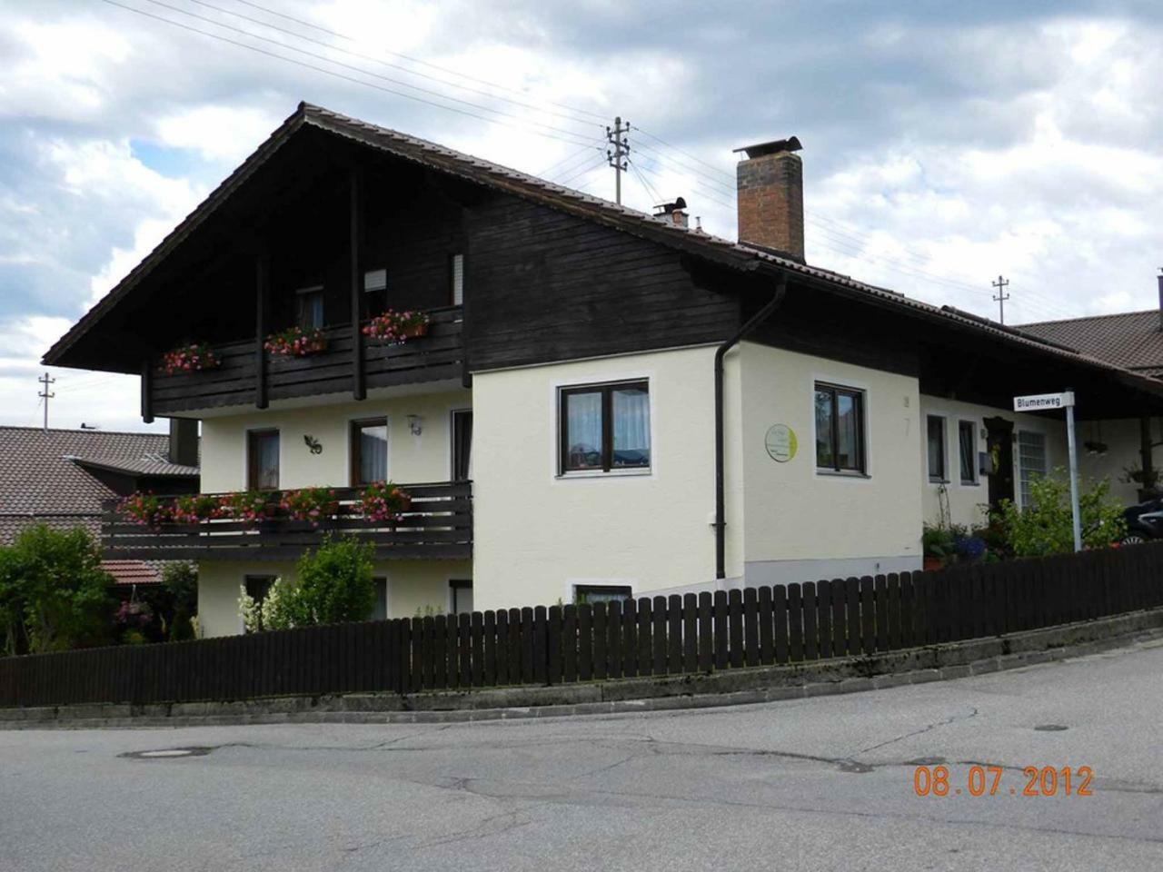 Gaestehaus Schmalzreich Lam Extérieur photo